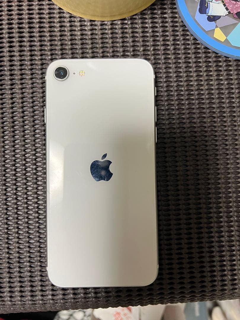 Apple iPhone SE2 ホワイト　64GB