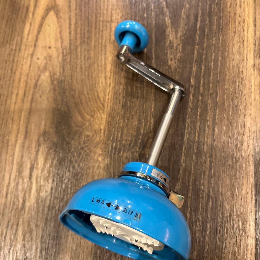 TIGER かき氷機 ABF-100 きょろちゃん ブルー タイガー魔法瓶