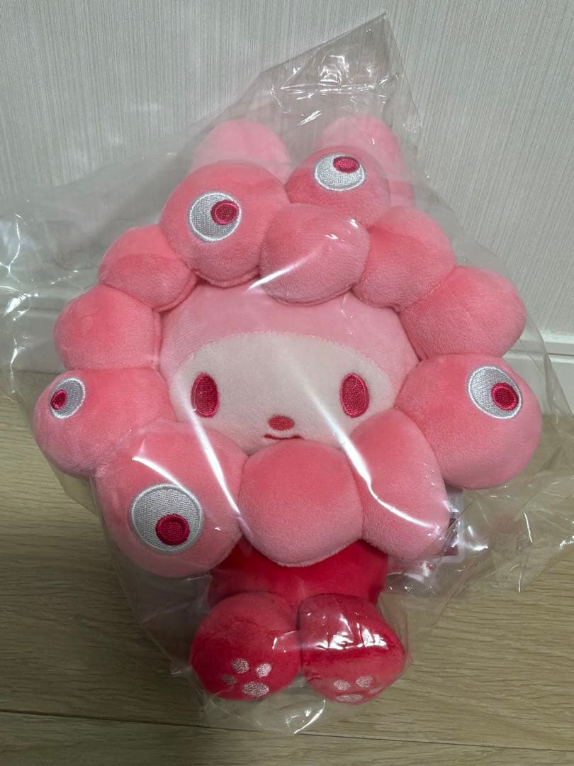 【2点セット】推しカラー　サンリオミャクミャクぬいぐるみM マイメロ　キティ