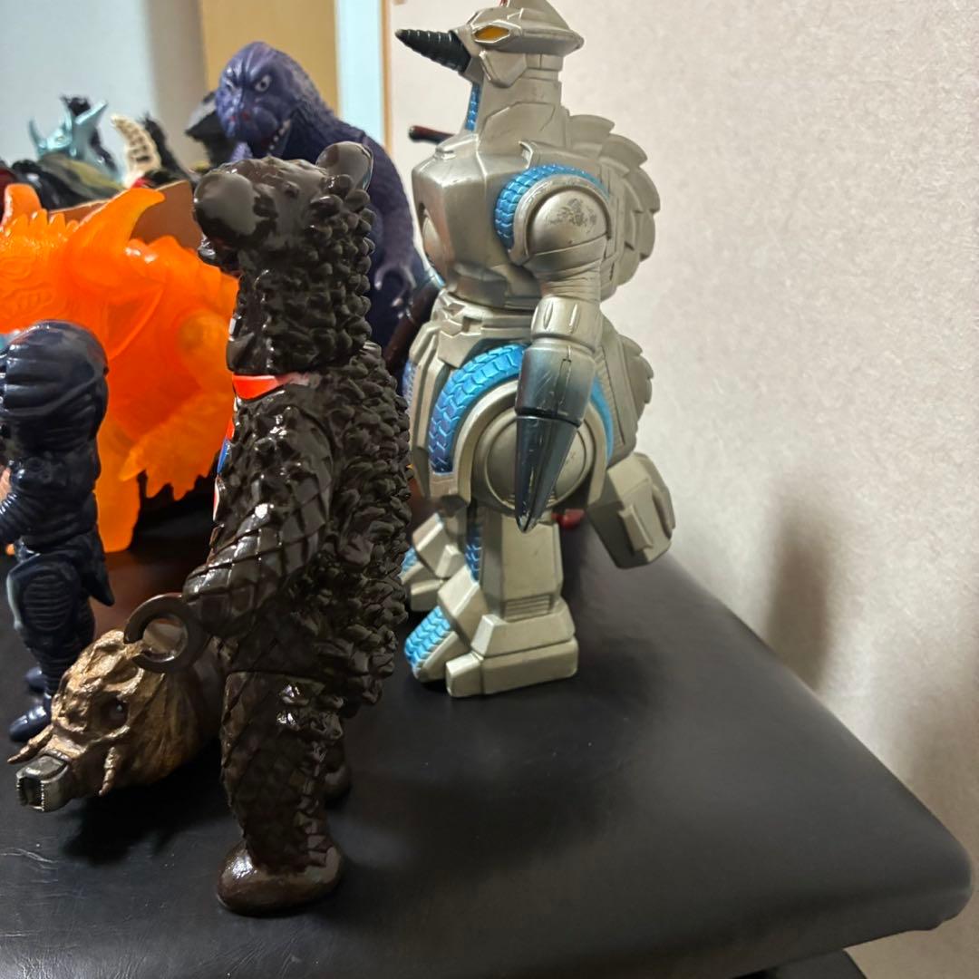 怪獣フィギュア　まとめ売り　バンダイ　YUTAKA製含む　ウルトラマン　ゴジラ