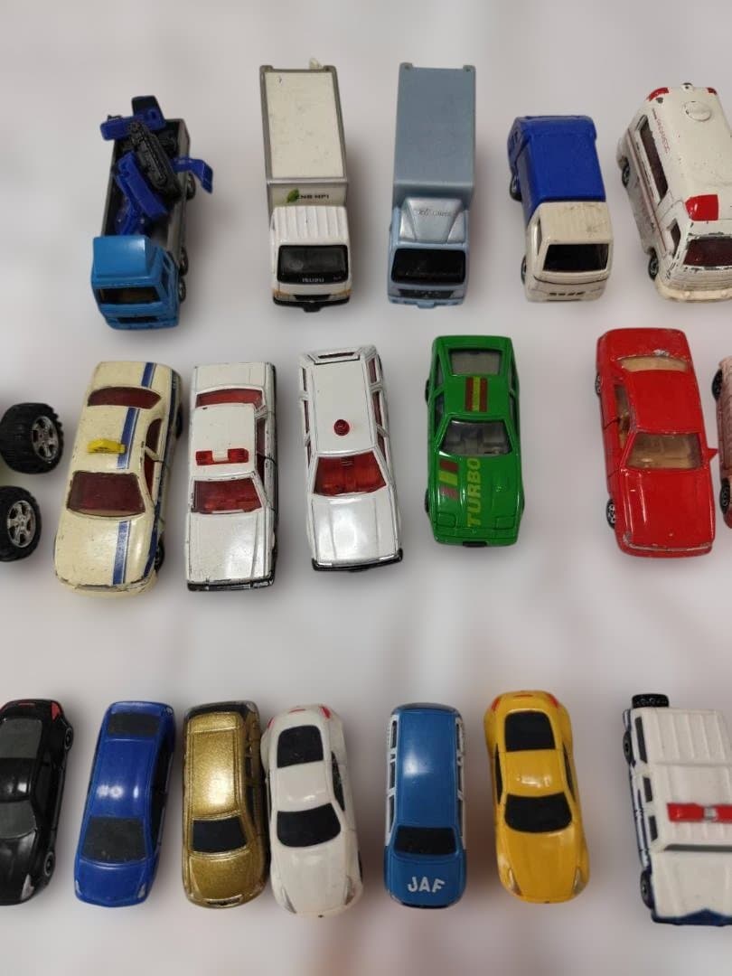 ★タカラトミー TAKARATOMY　車　おもちゃ　くるま　お得！