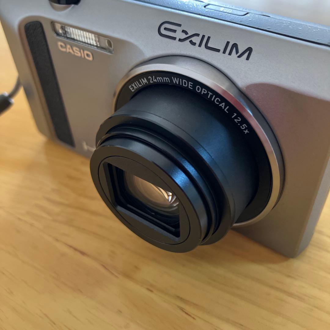 【ジャンク品】CASIO EXILIM EX-ZR400コンパクトデジタルカメラ