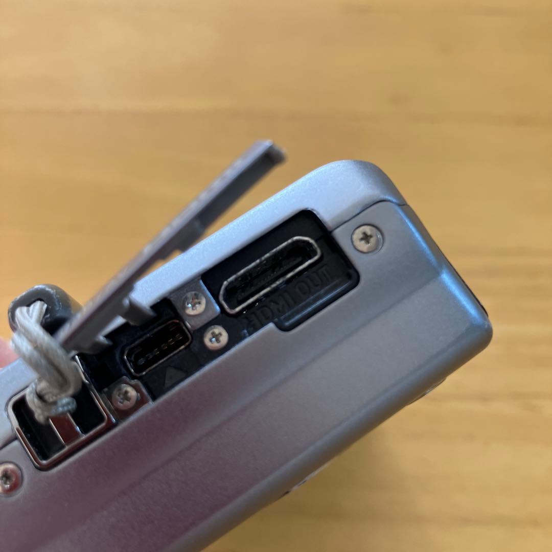 【ジャンク品】CASIO EXILIM EX-ZR400コンパクトデジタルカメラ