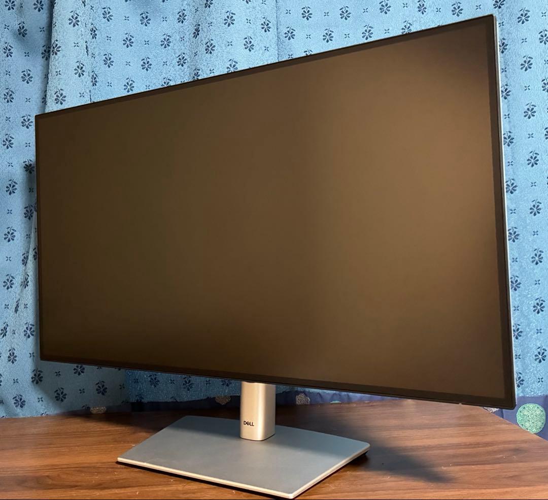 Dell デジタル ハイエンド 27 モニター U2724D