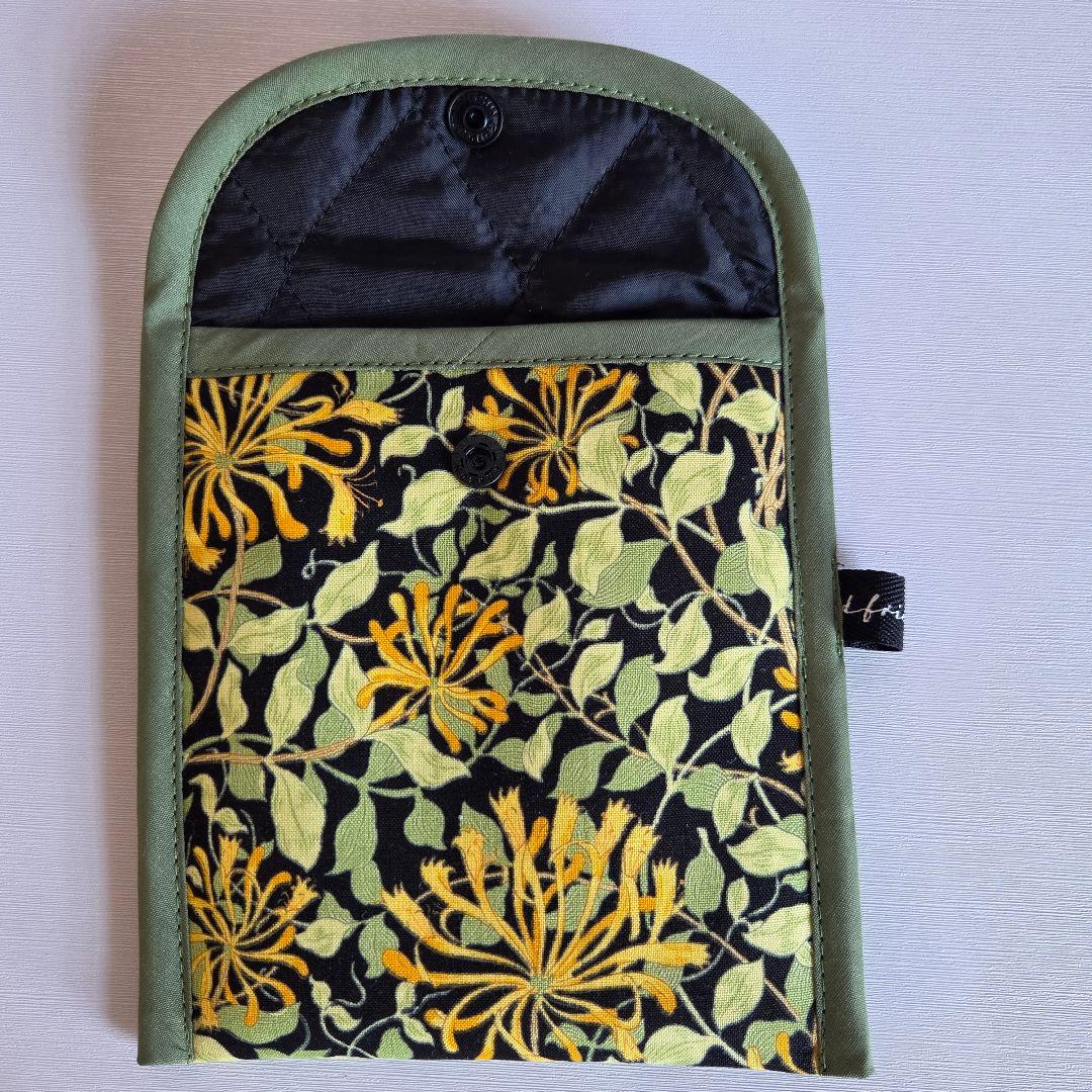 ❣️Ruby ❣️٩(๑❛ᴗ❛๑)۶様　しずく型ボディバッグ(S)　ハンドメイド