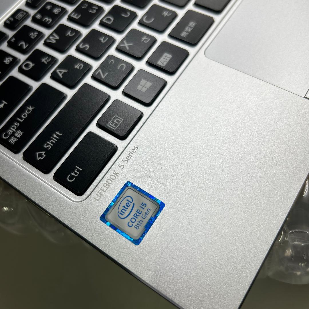 整備済み品　軽量薄型 富士通LIFEBOOK S938