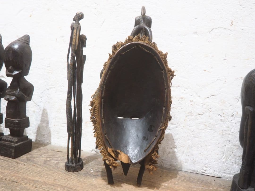 11体セット　オブジェ　木彫り　彫刻　置き物　アフリカ　民族　アート　インテリア