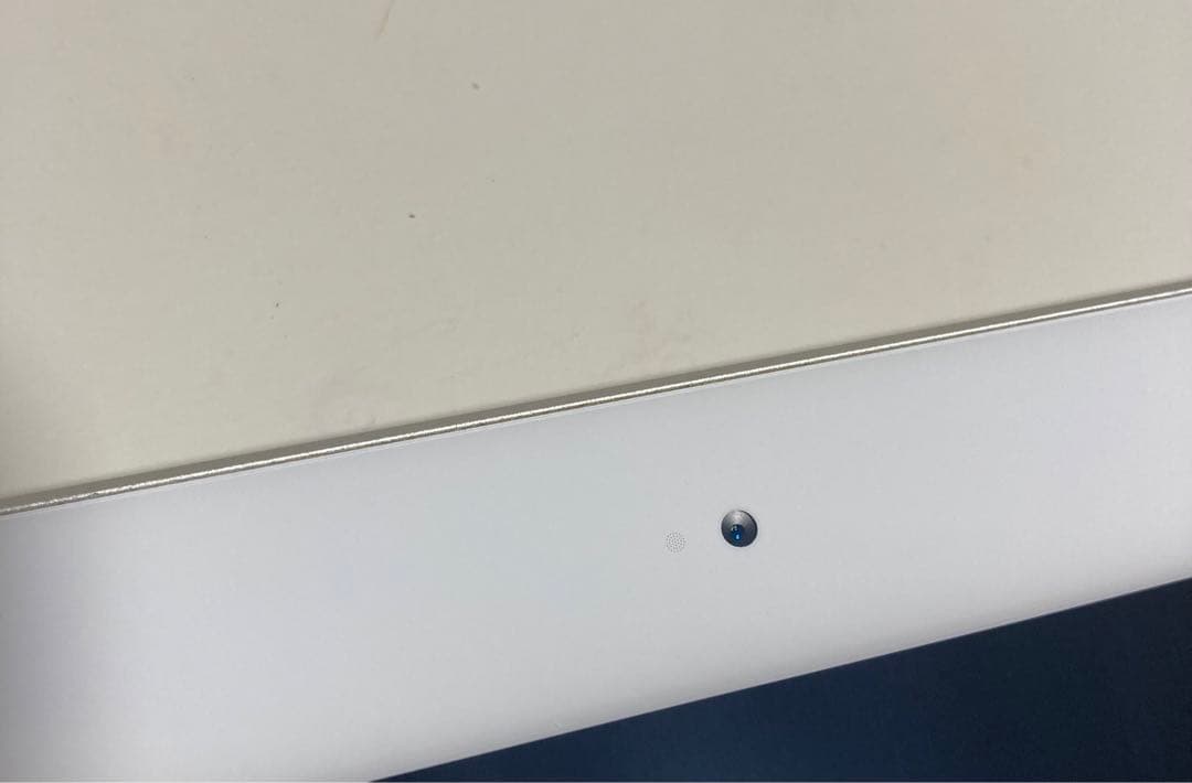 第6世代 iPad 32GB wifiモデル シルバー 箱有 MR7G2J/A