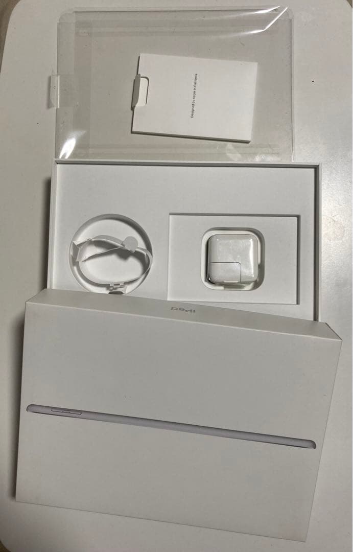 第6世代 iPad 32GB wifiモデル シルバー 箱有 MR7G2J/A