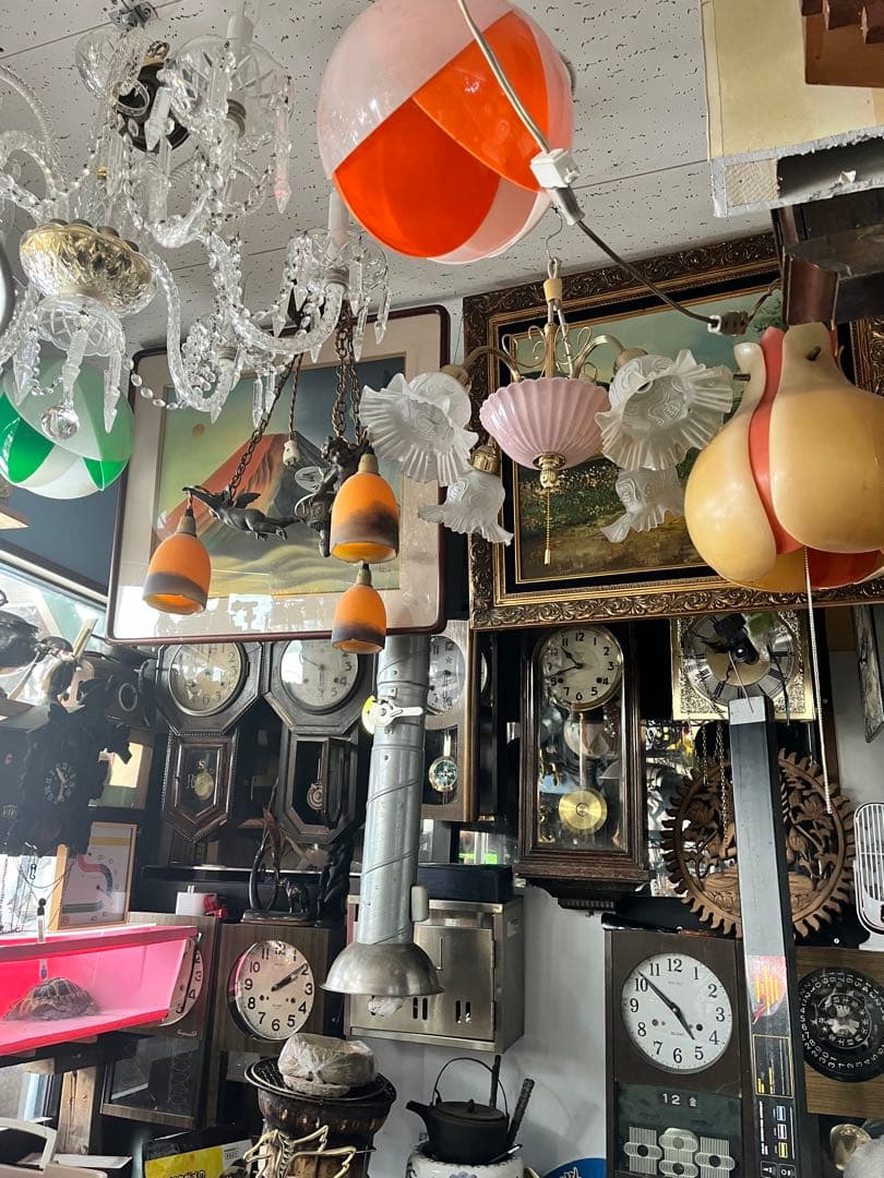 昭和レトロシャンデリア、レトロシャンデリア、陶器とガラスホヤのシャンデリア