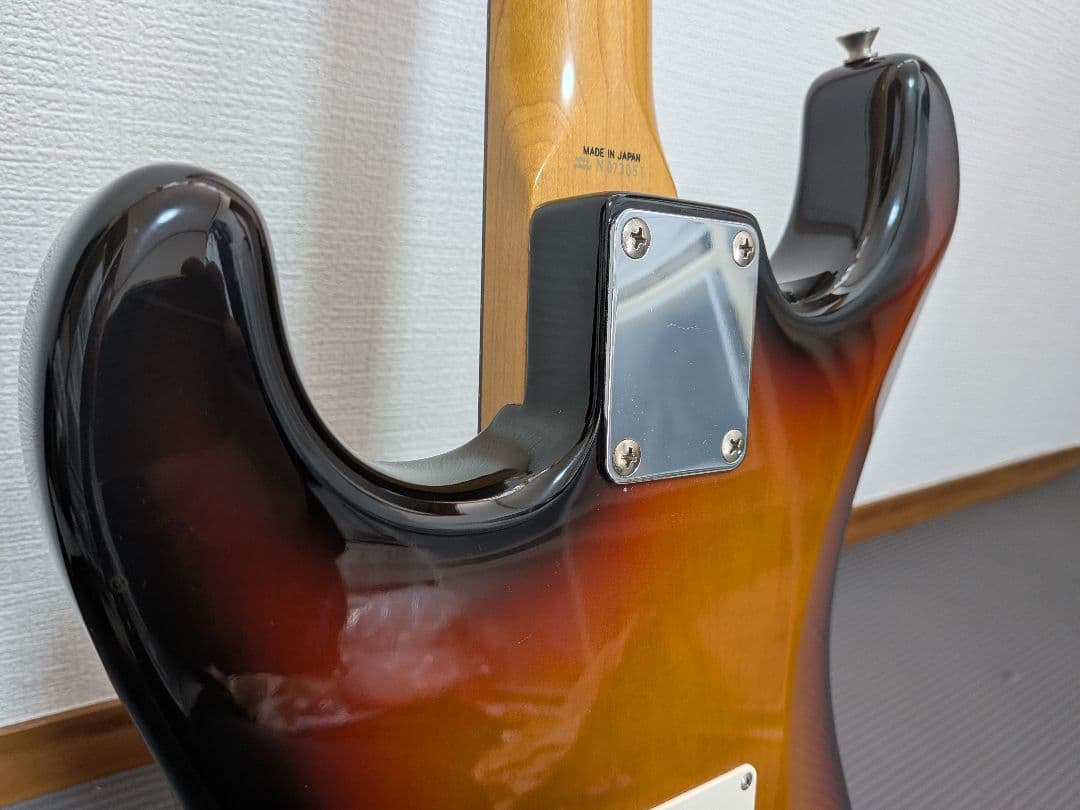 Fender Japan ストラトキャスター ST62 サンバースト Nシリアル