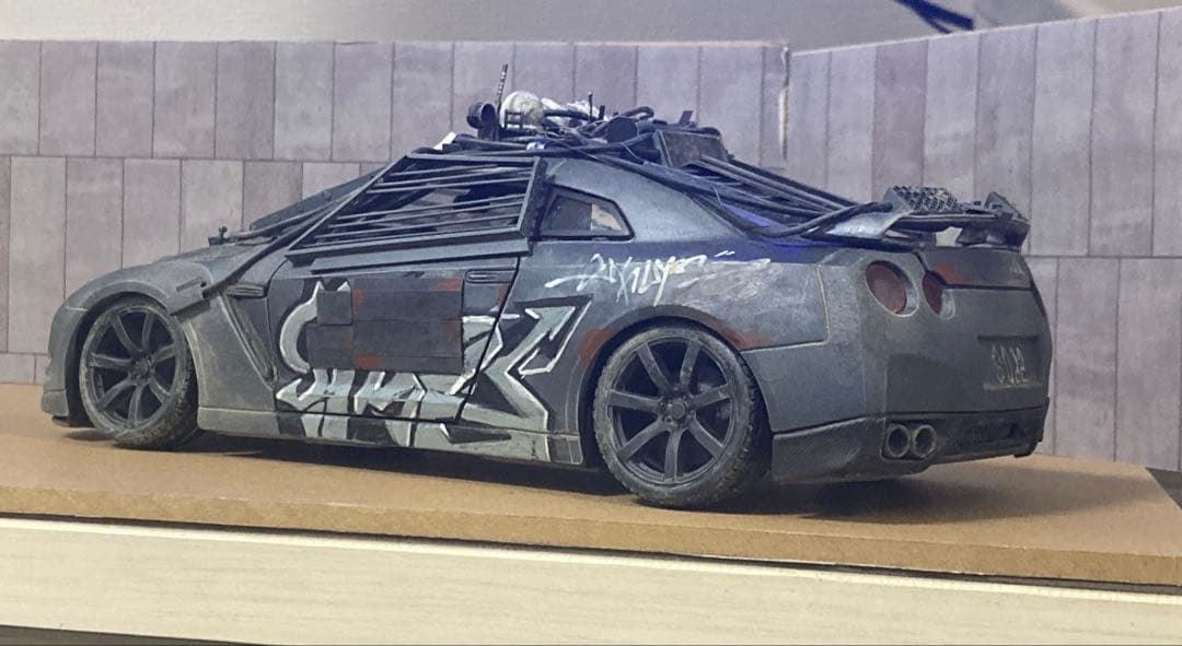 [改造品] 1/18 日産 R35 GT-R 2154(エリジウム)