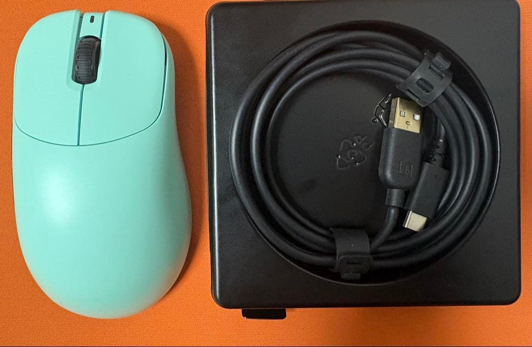 NP-01S Ergo LG Wireless ミントグリーン