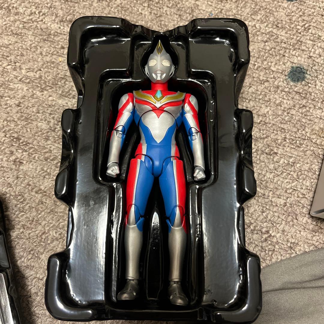 真骨雕 ウルトラマンダイナ
