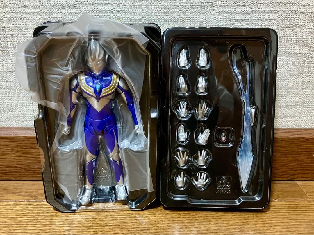 S.H.Figuarts 真骨彫製法 ウルトラマンティガ 3体セット