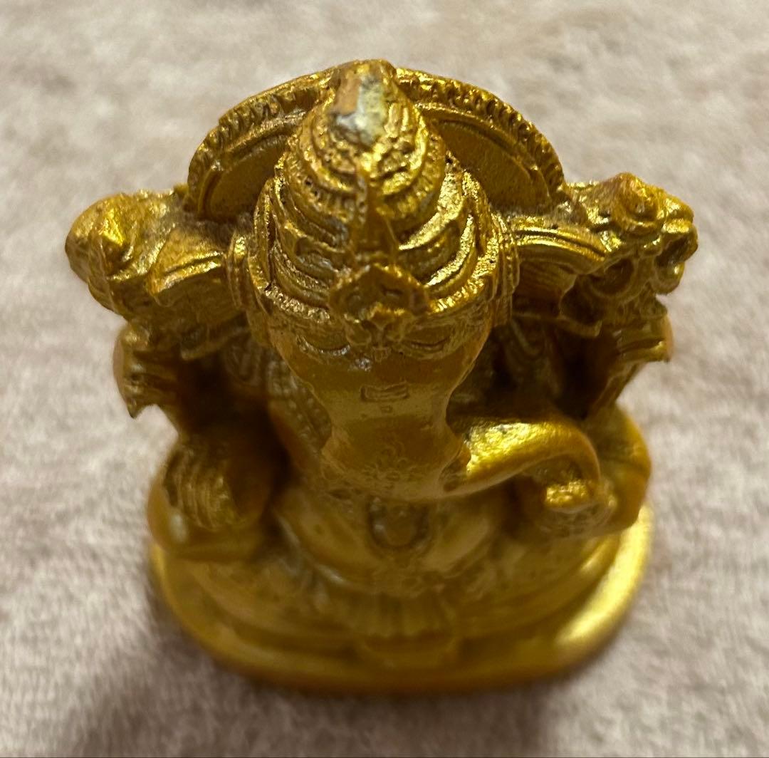 有名なガネーシャ　金色像　ヒンドゥー　12cm×3cm リトルインディア