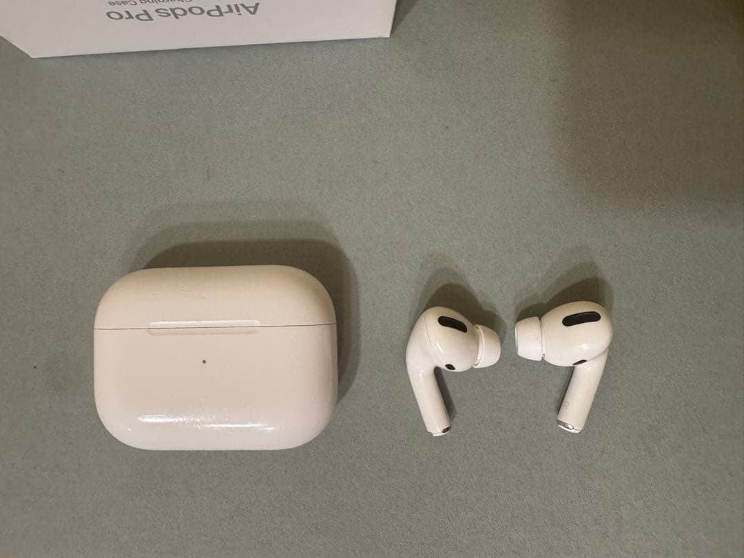 【中古】AirPods Pro 本体 充電ケース付き 箱付き