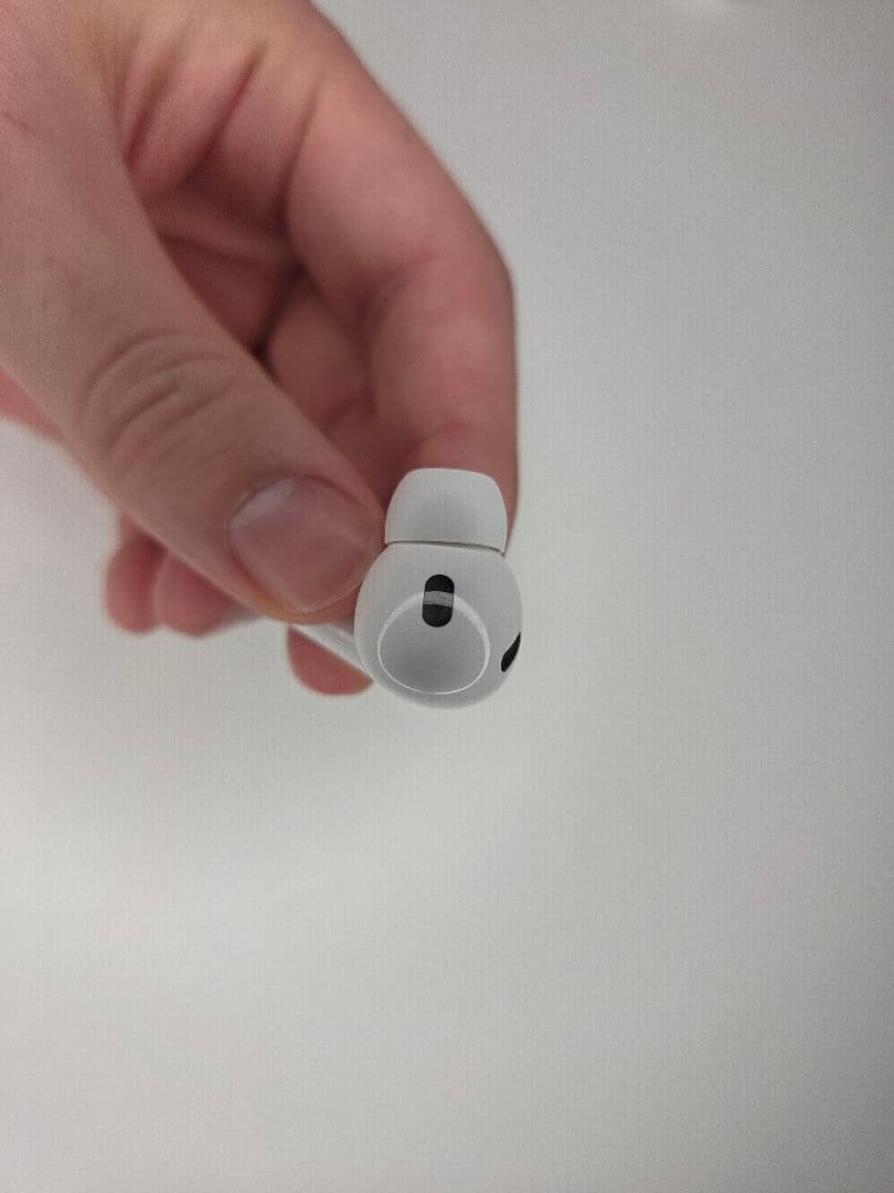 AirPods　(第2世代)　純正品