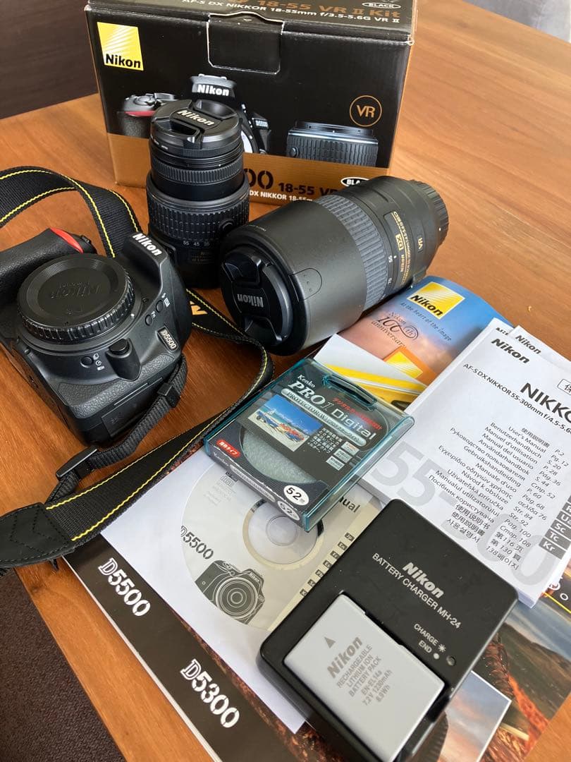 Nikon D5500 ダブルズームキット　美品　デジタル一眼レフ