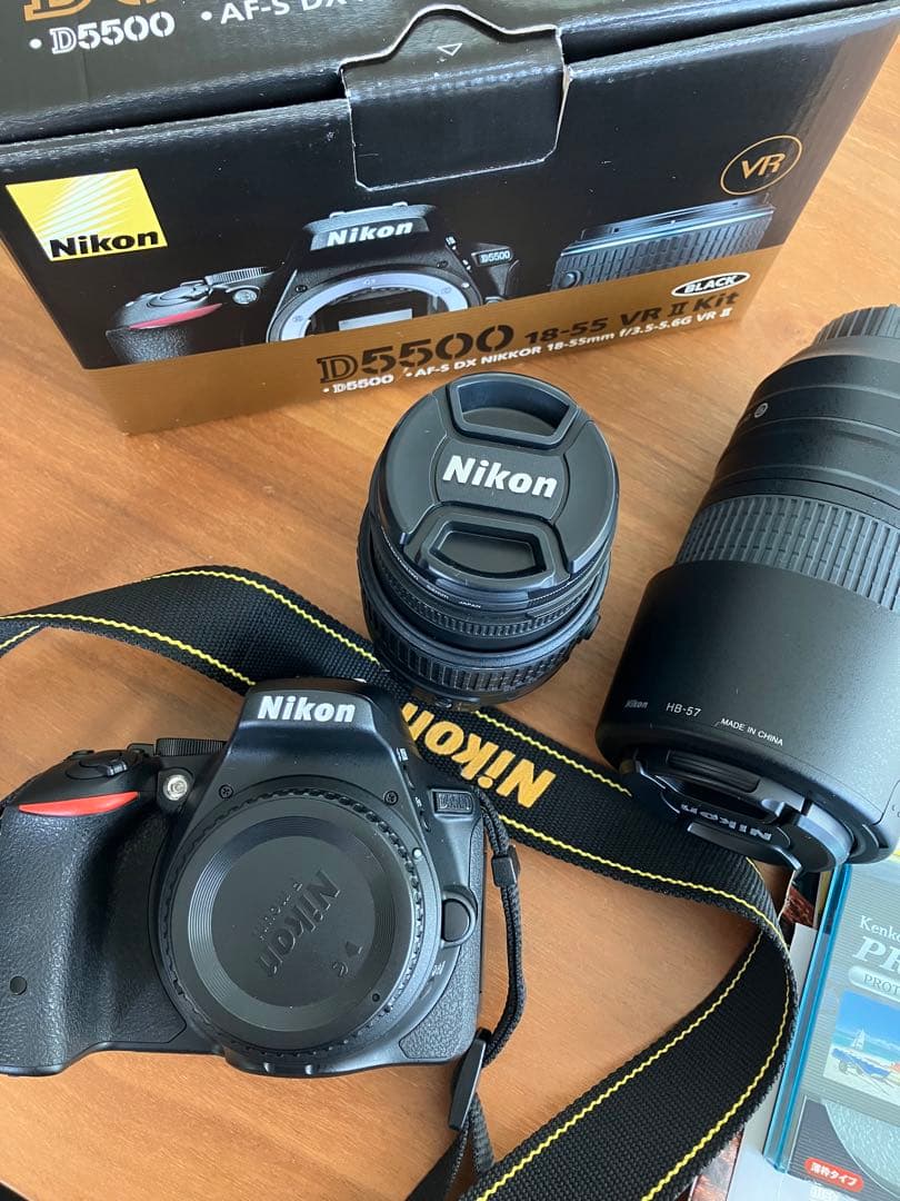 Nikon D5500 ダブルズームキット　美品　デジタル一眼レフ