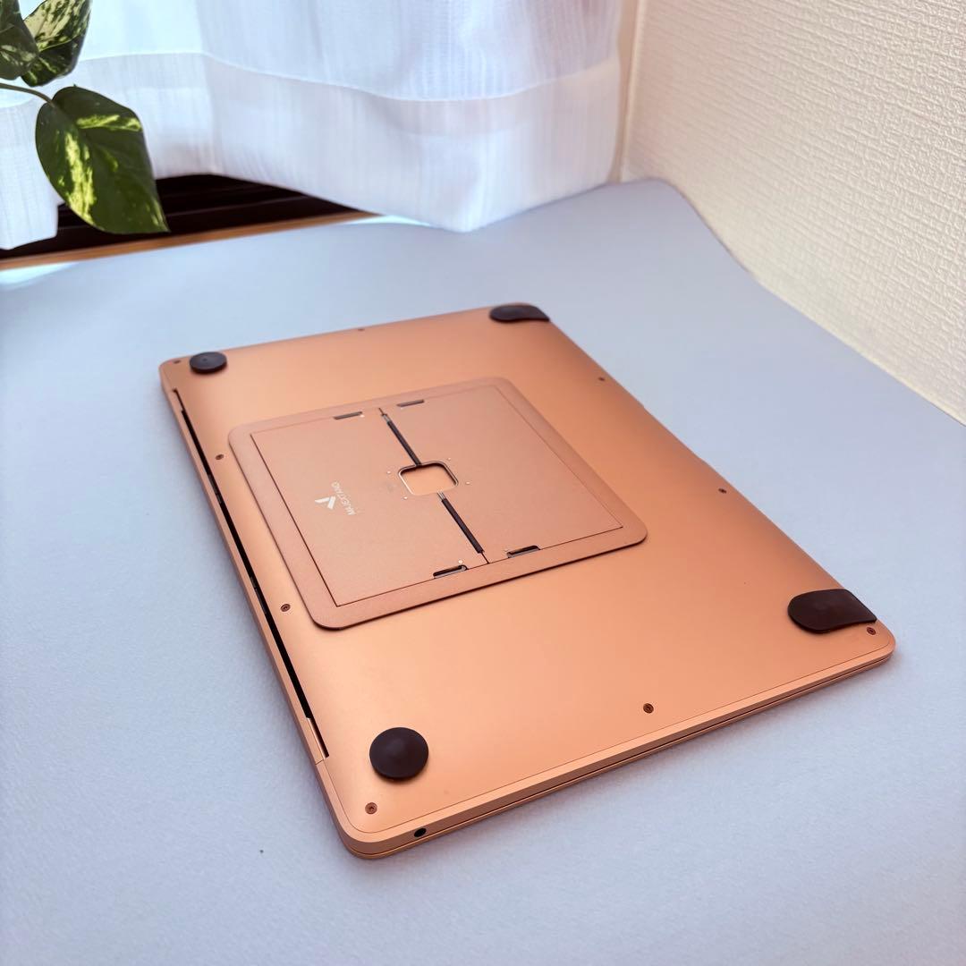 【美品】MacBook Air M1チップ搭載 13ゴールドピンク（2020)