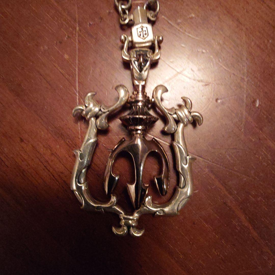 ロードキャメロット.シルバー トライデント型ペンダントネックレス