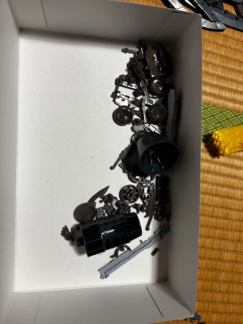 ガンプラ　hg セカンドネオジオングナラティブガンダムa装備組み立て済みジャンク