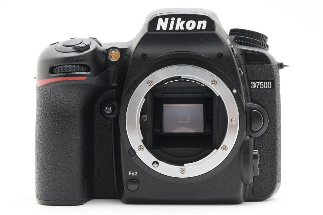 美品 ニコン　Nikon D7500 ボディ 《ショット数 12592回》785