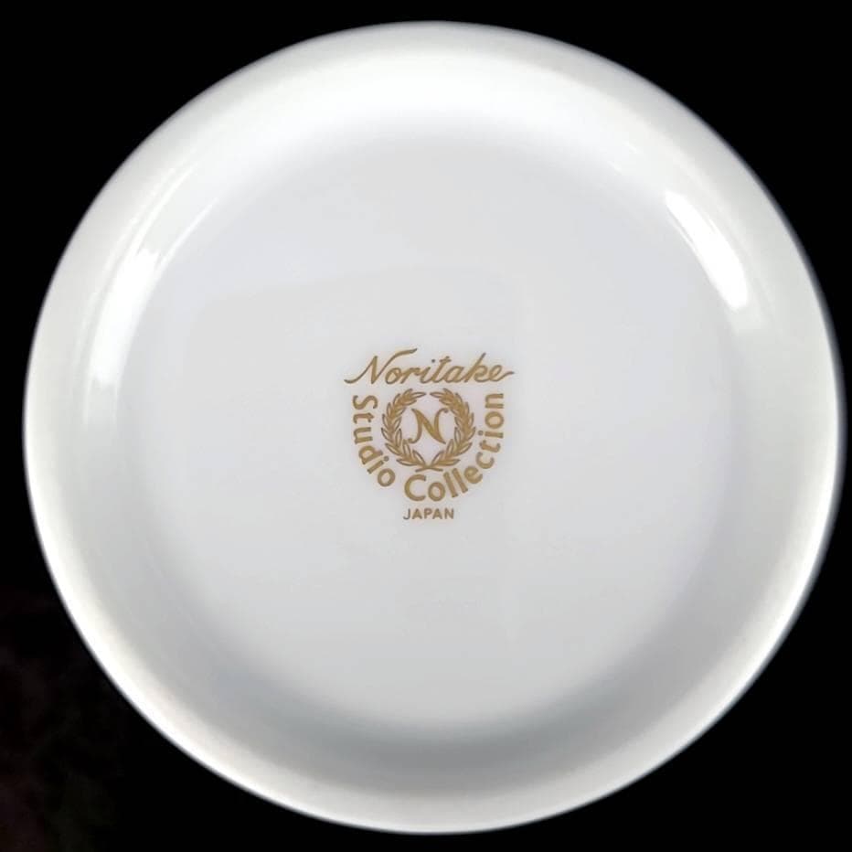 ●未使用/ノリタケ　スタジオコレクション　瑠璃金彩花紋　花瓶　ベース　箱つき