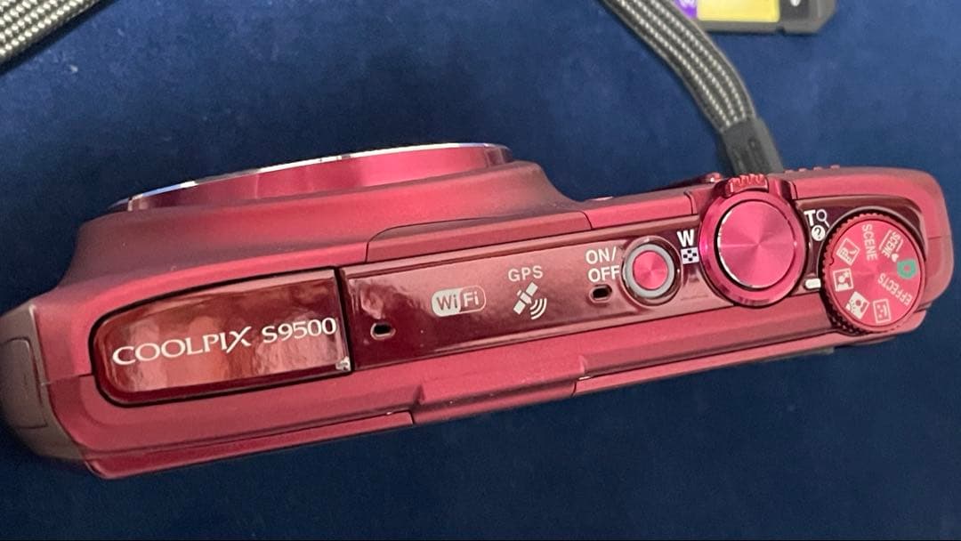 Nikon COOLPIX S9500（ベットレッド )