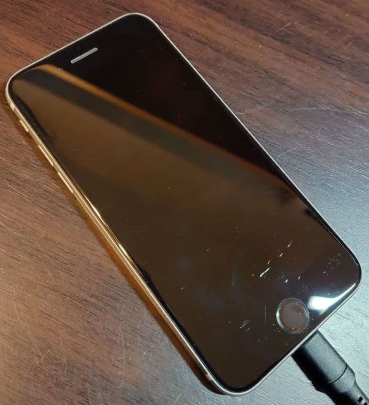 【美品】iPhone SE (第2世代) ホワイト 64GB SIMフリー