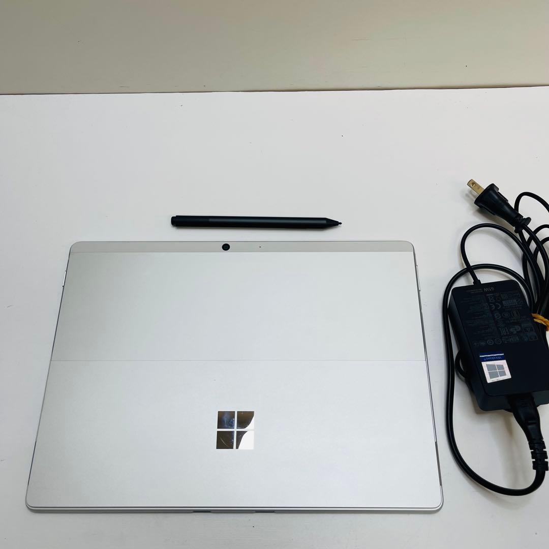 Windowsタブレット本体 Surface Pro 8 i5-1145G7 8GB SSD256GB LTE