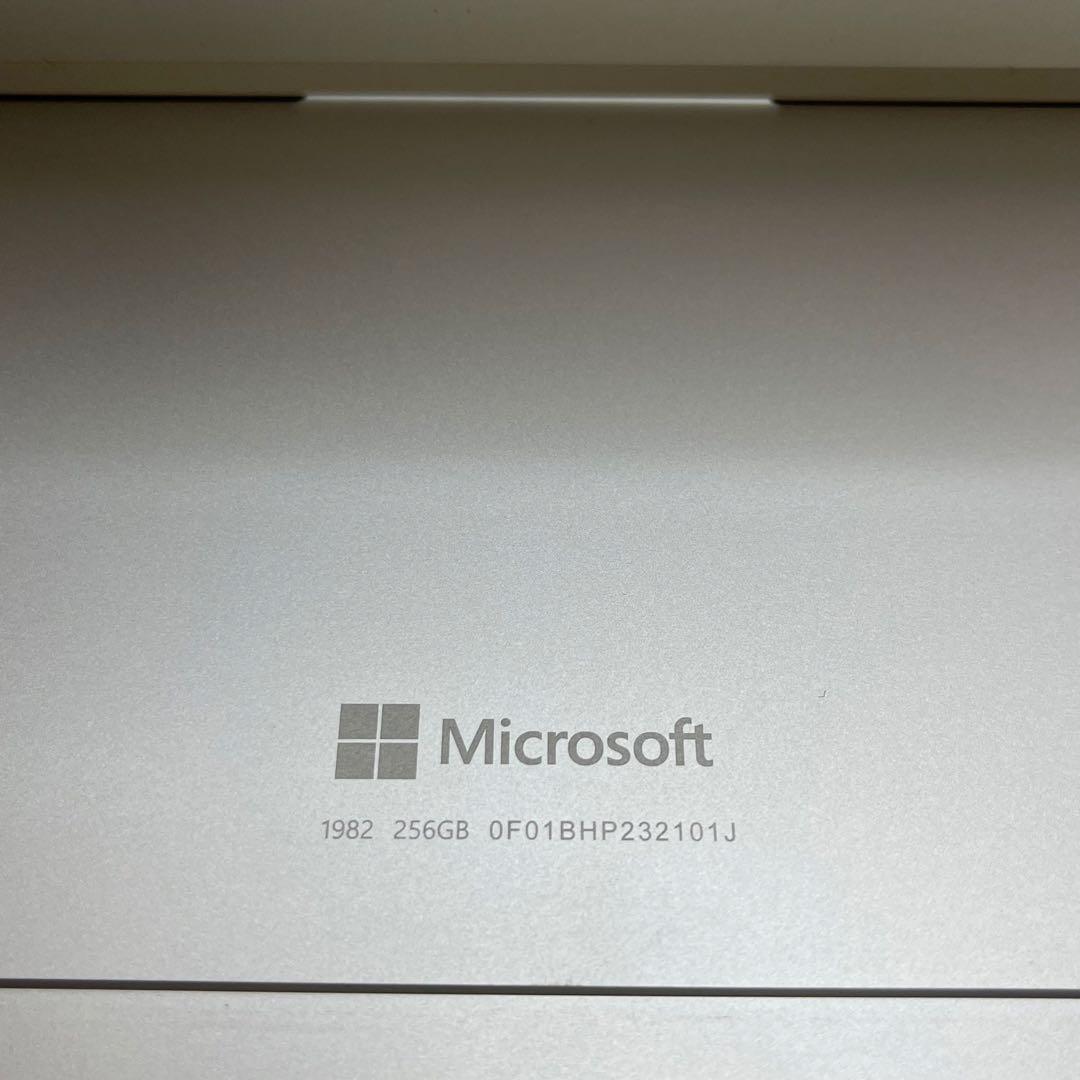 Windowsタブレット本体 Surface Pro 8 i5-1145G7 8GB SSD256GB LTE