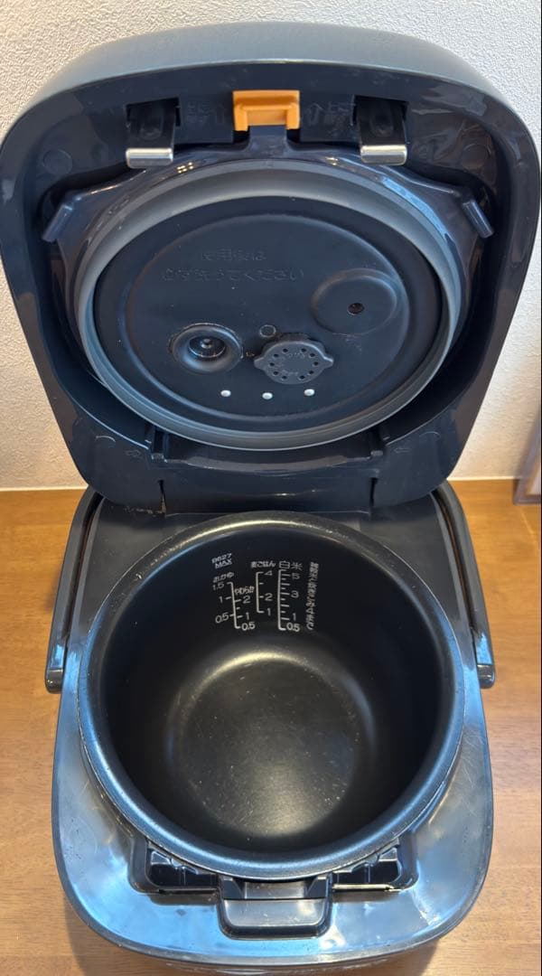 ✴︎象印　圧力IH炊飯器　NW-CA10 ✴︎異音がするためジャンク品