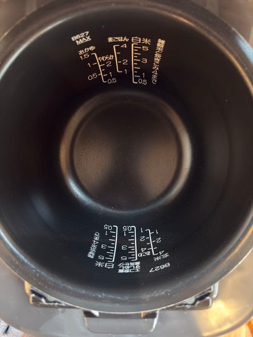 ✴︎象印　圧力IH炊飯器　NW-CA10 ✴︎異音がするためジャンク品