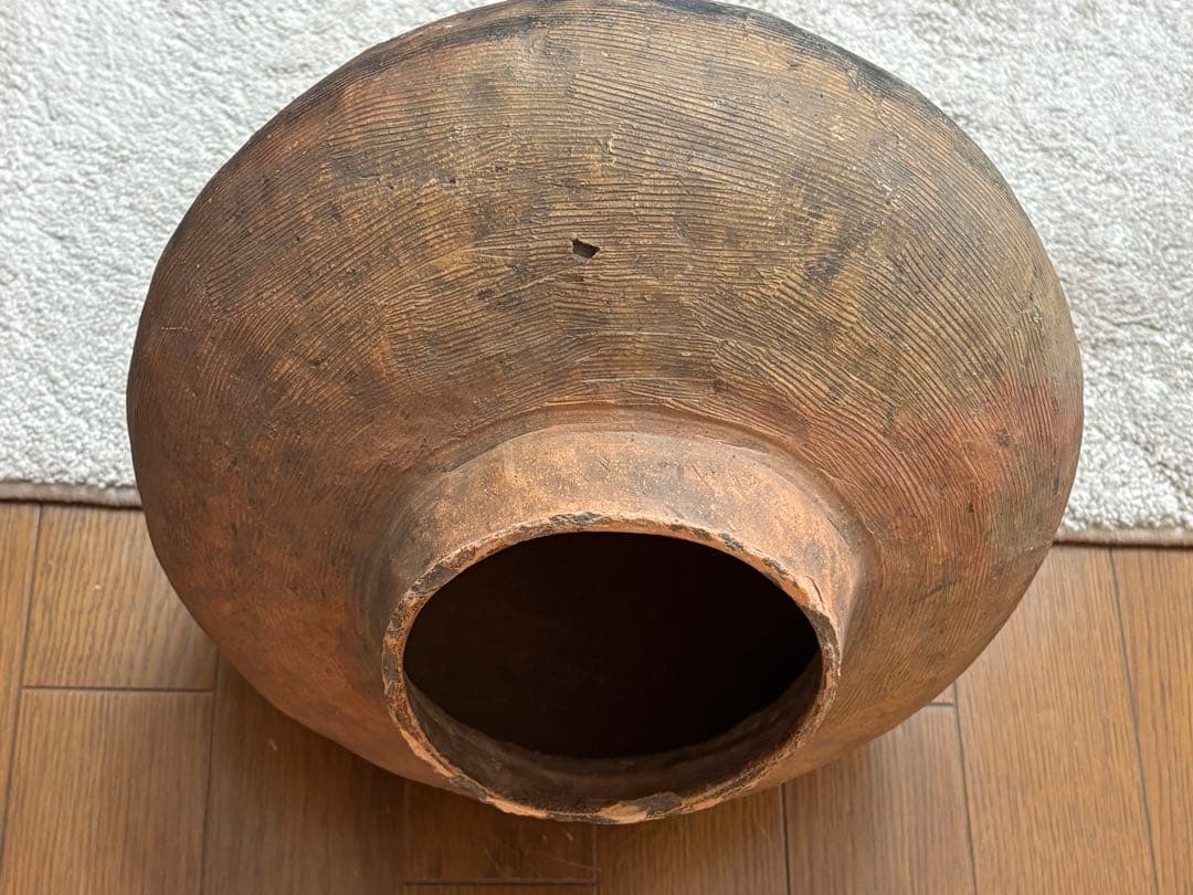 パナリ焼の壺 沖縄　素焼きの丸型土器