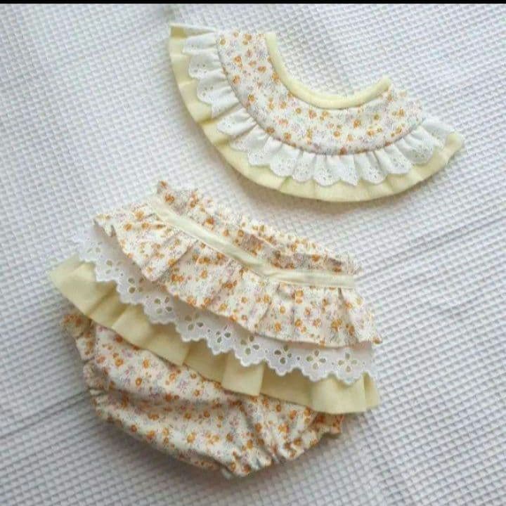 テディベア&チェリーのコロンとしたスタイ&コロンリボン(チェリー刺繍)