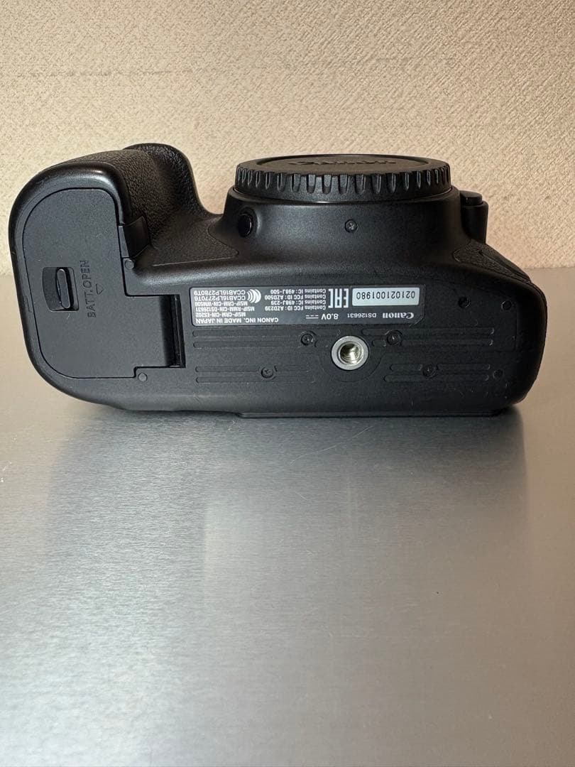 EOS 6D Mark II デジタル一眼レフ