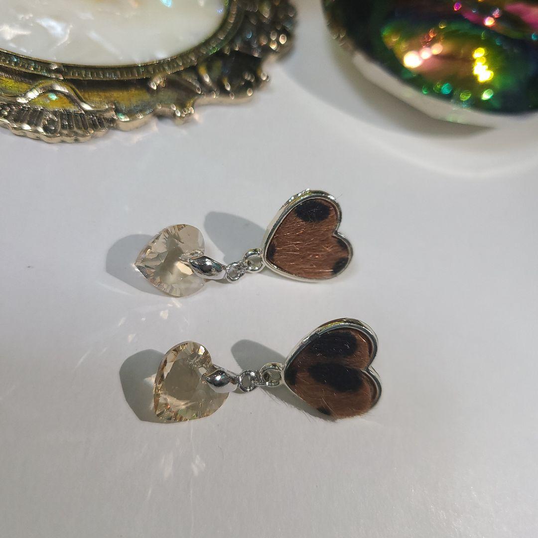 ハンドメイドピアス1689