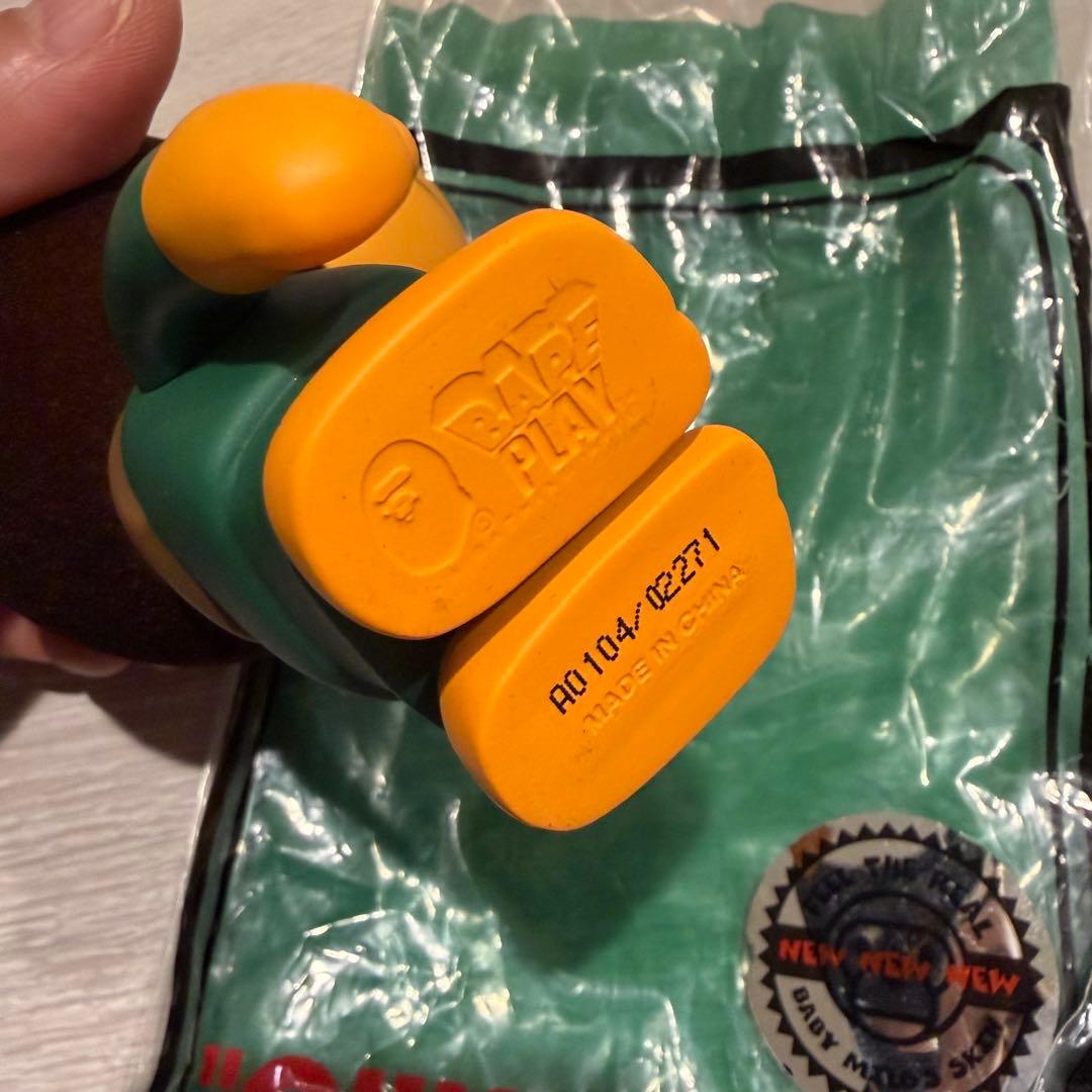 a bathing ape CHIMP GIRL&CHIMP MAN フィギュア