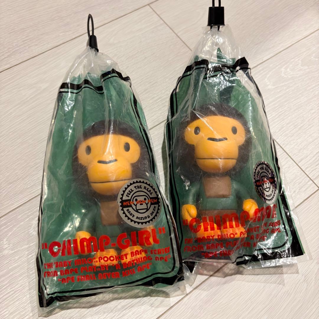 a bathing ape CHIMP GIRL&CHIMP MAN フィギュア