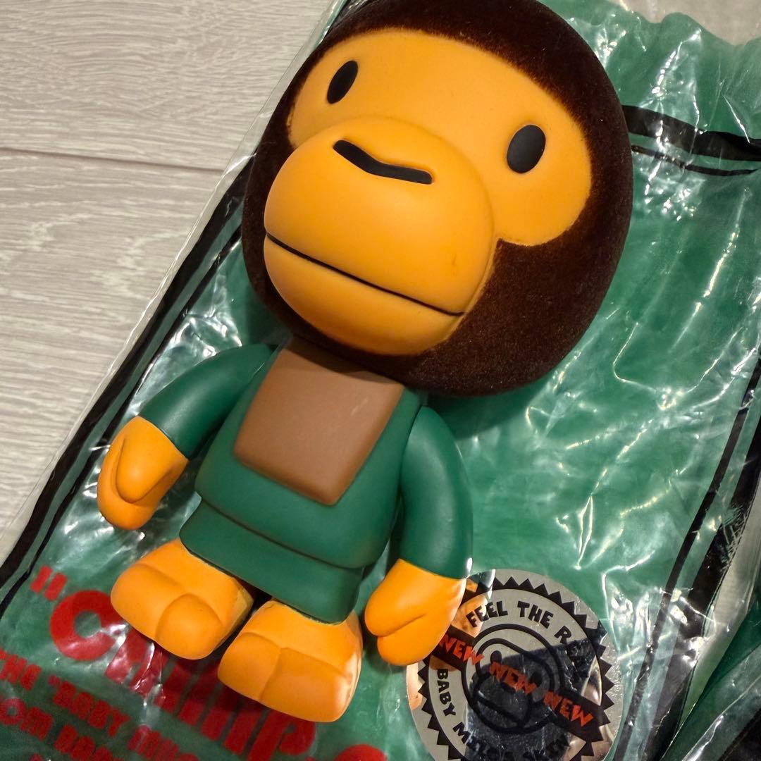 a bathing ape CHIMP GIRL&CHIMP MAN フィギュア