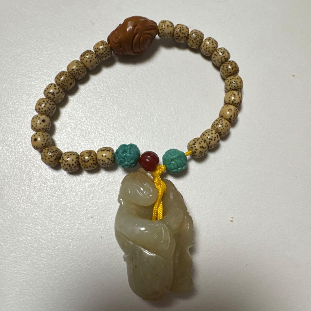 清代 和田玉 彫刻　蓮花童子 恵比寿　ペンダント