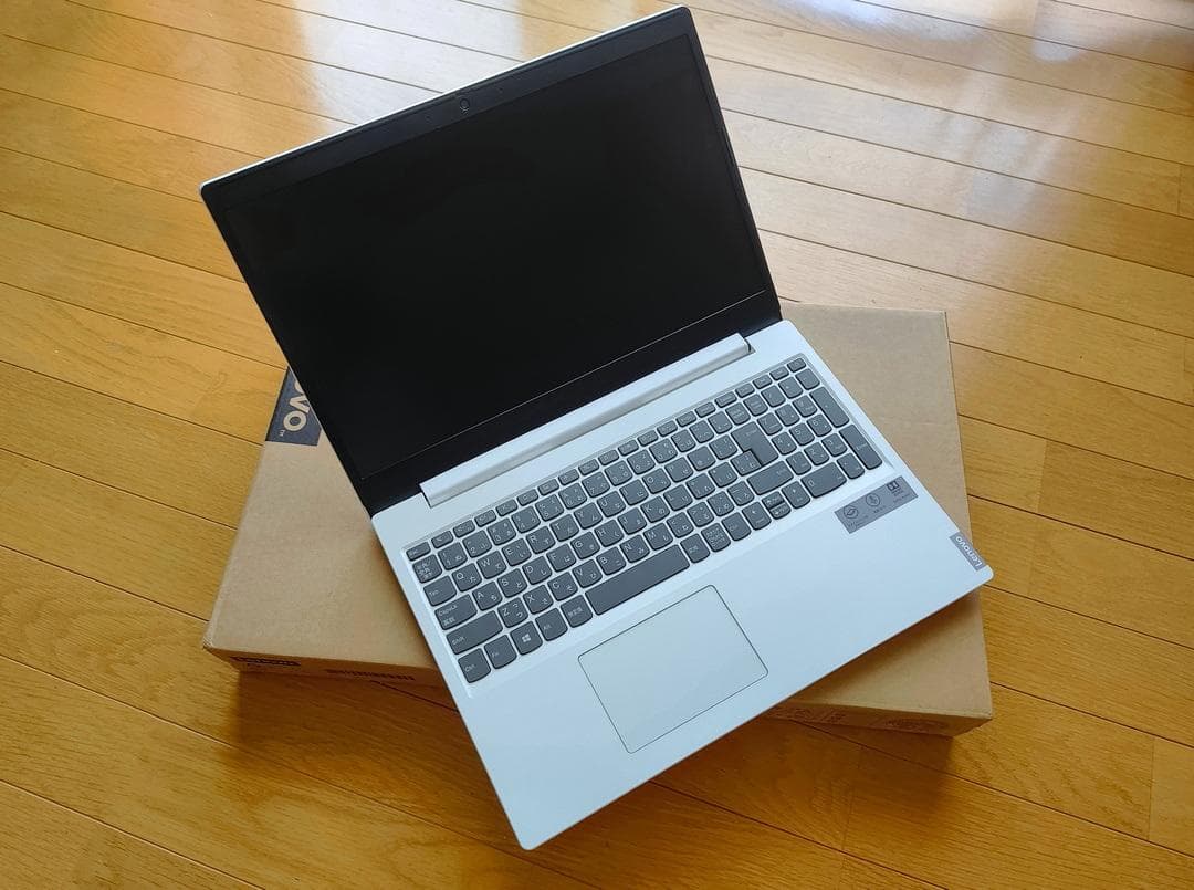 Ideapad Lenovo ノートパソコン