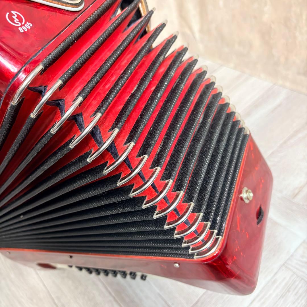 美品 YAMAHA アコーディオン YA-21 32鍵盤 21ベース ケース付