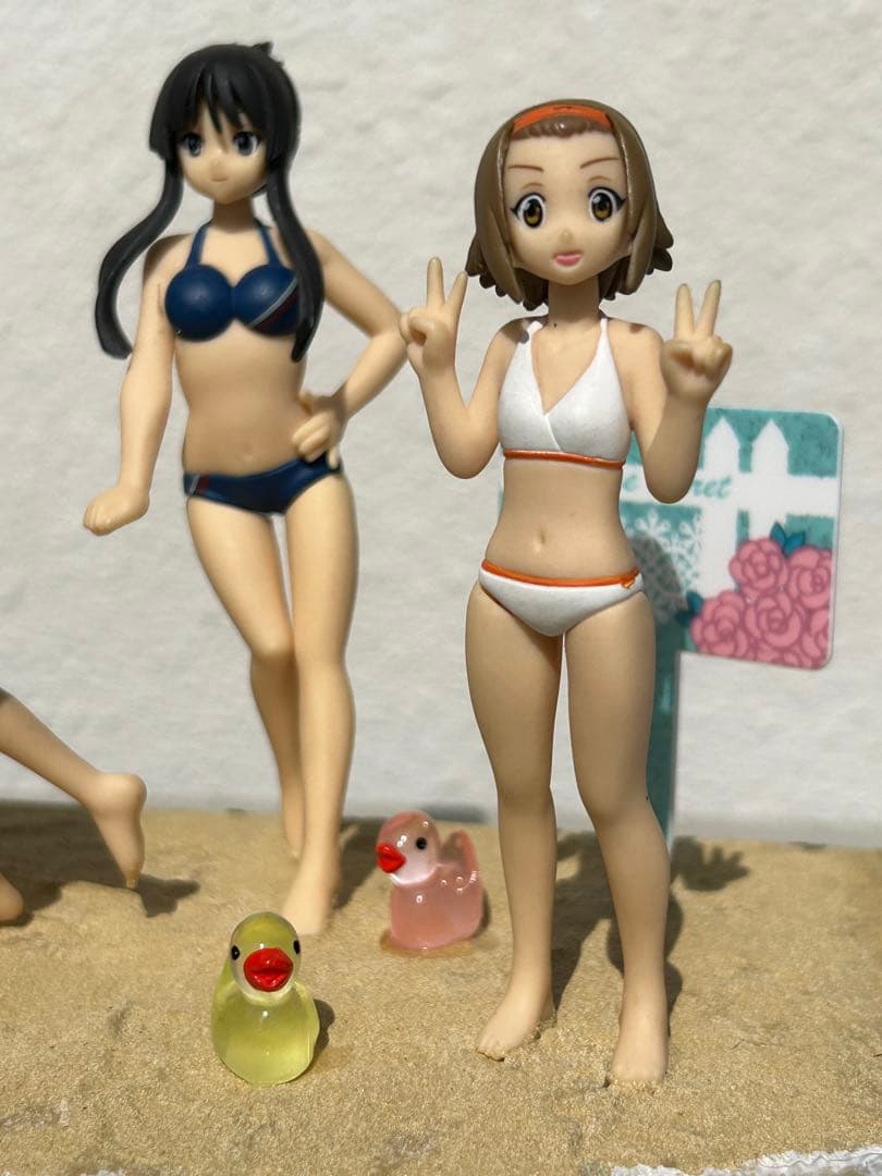 けいおん水着フィギュア5体自作砂浜ジオラマセット