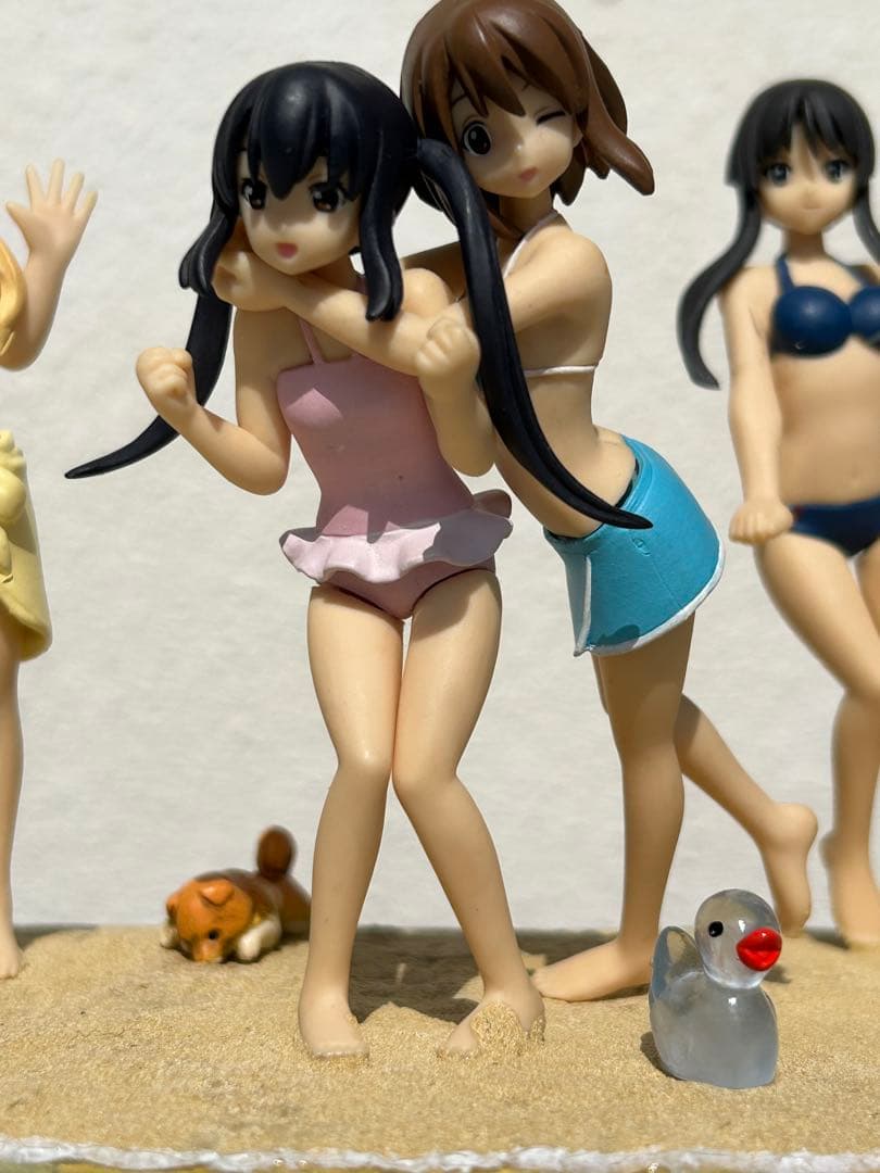 けいおん水着フィギュア5体自作砂浜ジオラマセット