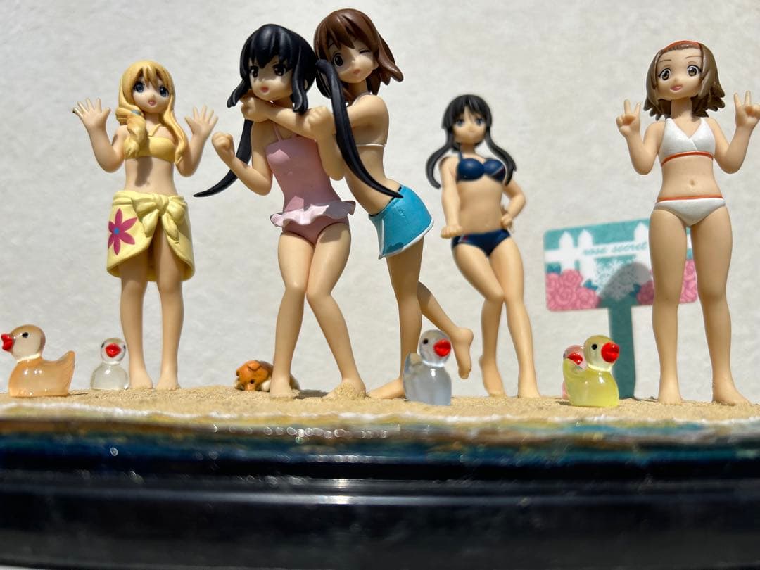 けいおん水着フィギュア5体自作砂浜ジオラマセット