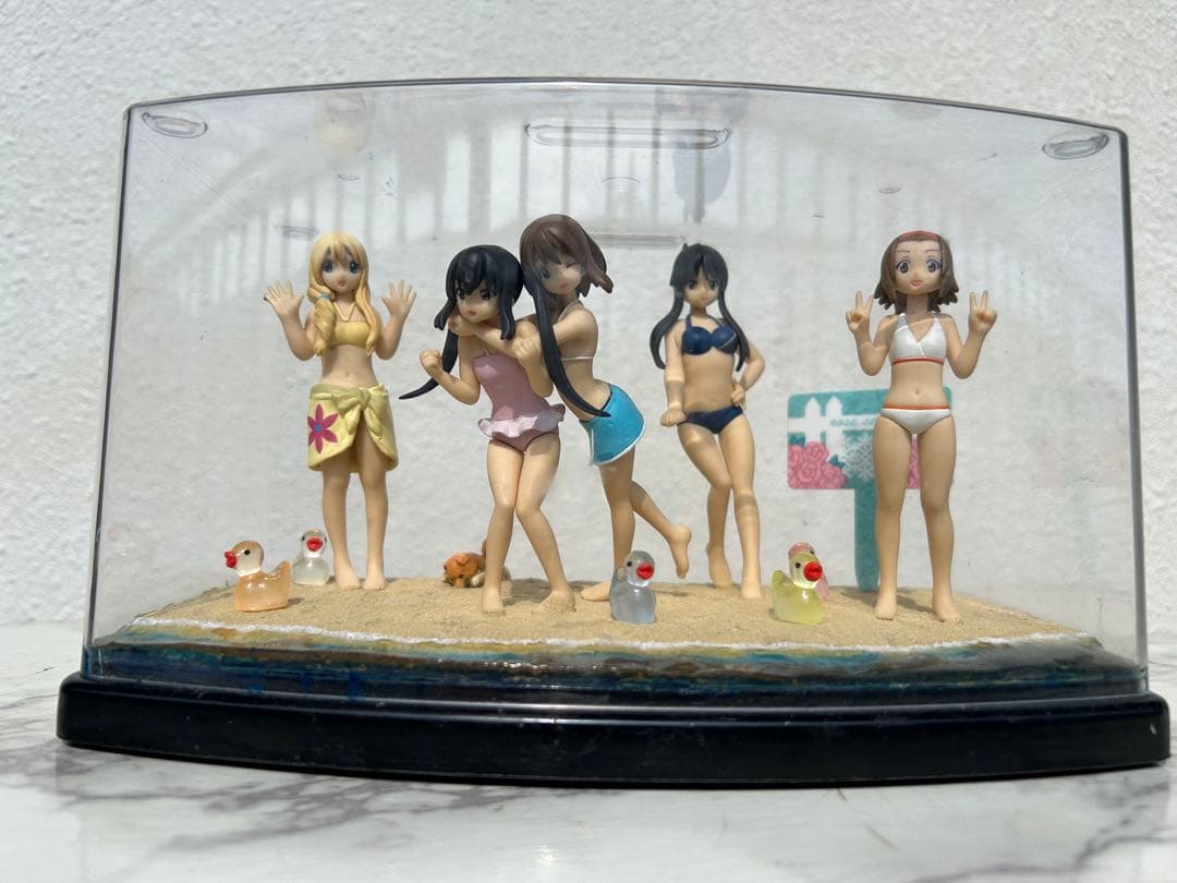 けいおん水着フィギュア5体自作砂浜ジオラマセット