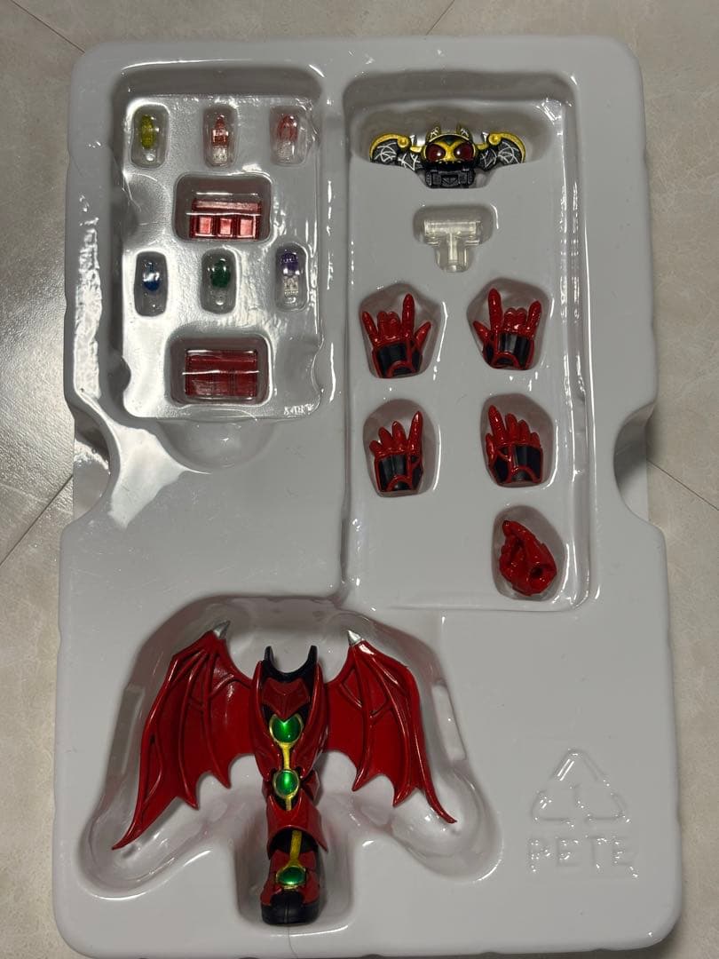S.H.Figuarts（真骨彫製法）仮面ライダーキバ キバフォーム開封品